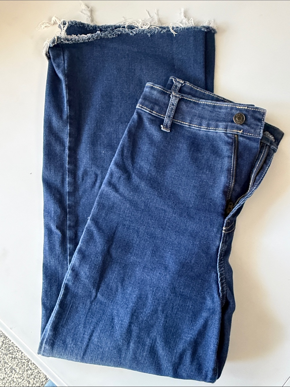 Zenana Outfitters Dark Blue Cropped Raw-Hem Jeans